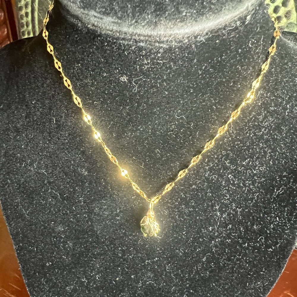 Deep Green Gemstone Choker on Sparkly Gold Chain — 14" Fit - Picture 13 of 17